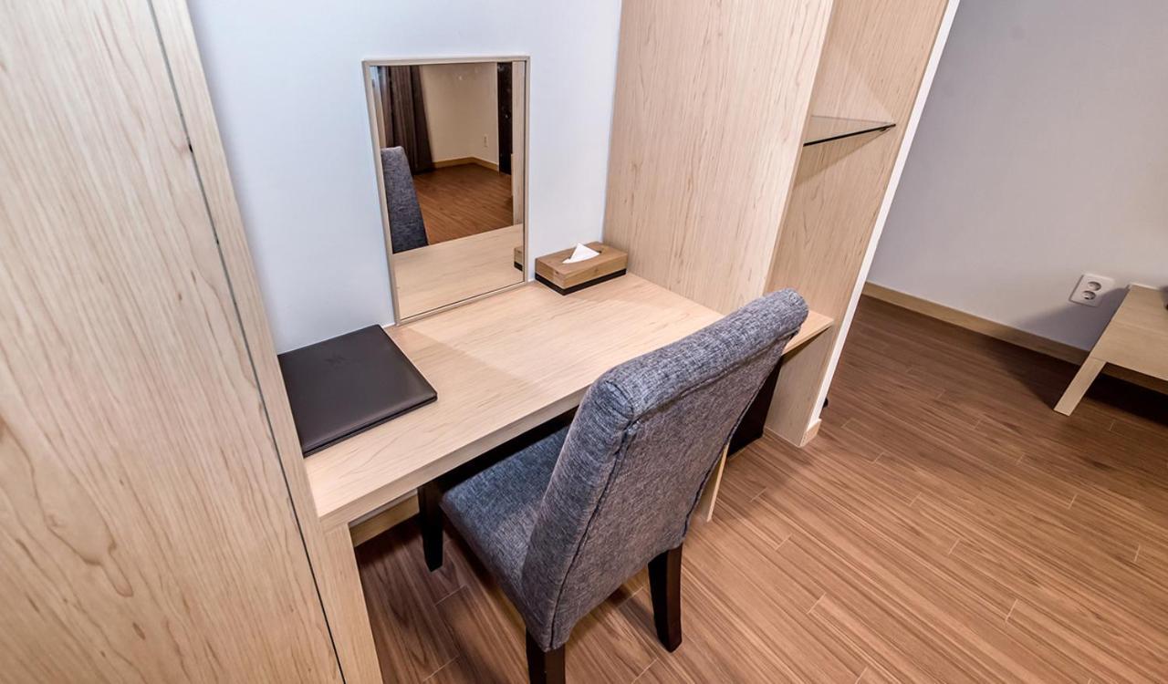 Korean-Style Room